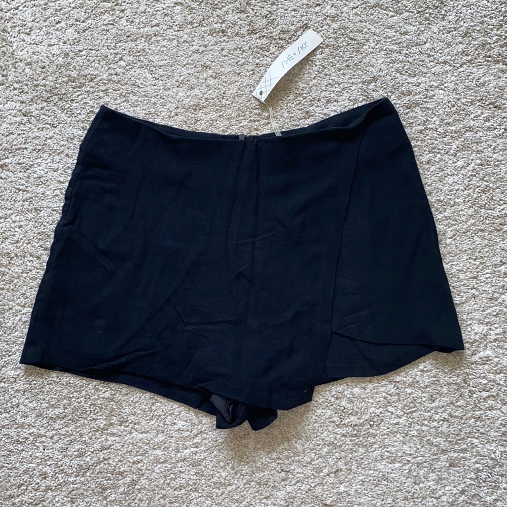 NWTs Black skort from VICI collection, brand is She+Sky